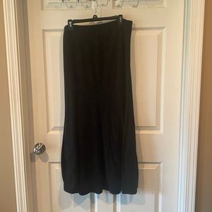 Black old navy 1X skirt